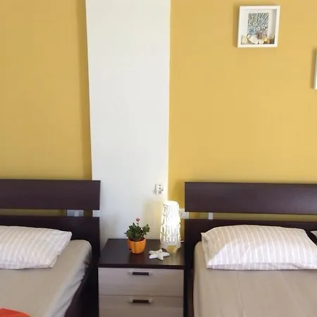 Vendégház Plazhi 3*