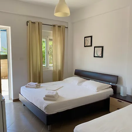 Plazhi Guest house