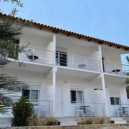 Plazhi 3*