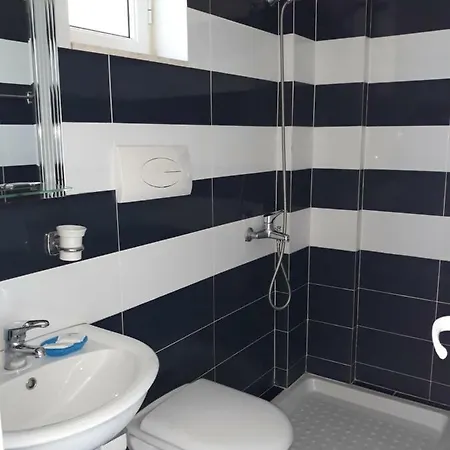 Plazhi 3*